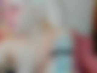 Live cam show with Michele - Spank Blonde Hair on TeamSkeetLive