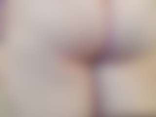 Live cam show with Michele - Blonde Hair on Soda Cam