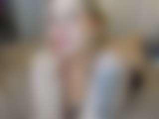 Live cam show with Michele - Green Eyes on Soda Cam