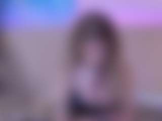Live cam show with SandyLay - Blue Eyes on Latina Girls