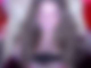 Live cam show with SandyLay - Smoking on madthumbs