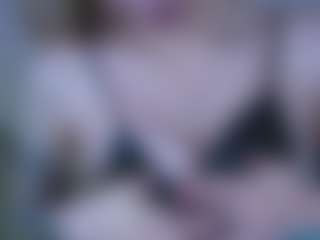 Live cam show with SandyLay - Nipple Piercings on SinfulBabes