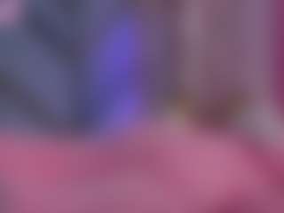 Live-Cam-Show mit SandyLay - Nipple Piercings auf Camsoda