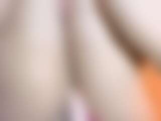 Live cam show with XlittleanaX - Barelylegal on sexylive.show