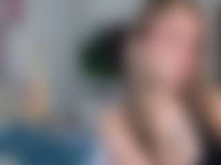 Live cam show with EvaColins - Blue Eyes on Camsoda