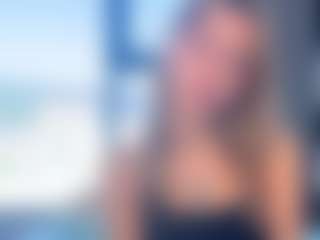 Live cam show with EvaColins - Blue Eyes on SpunkLive