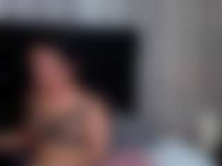 Alicee-Moonn's Live Sex Cam Show