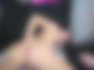 Alicee-Moonn's Live Sex Cam Show