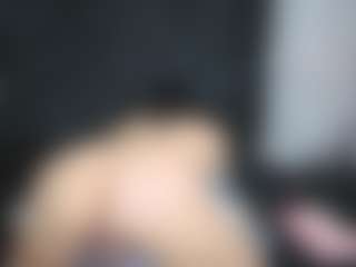 Alicee-Moonn's Live Sex Cam Show