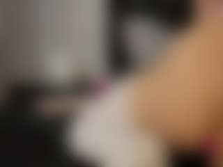 Alicee-Moonn's Live Sex Cam Show