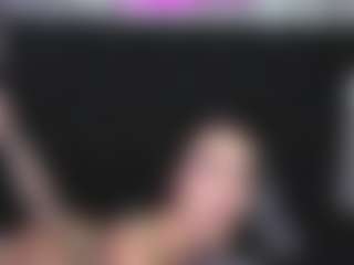 Alicee-Moonn's Live Sex Cam Show