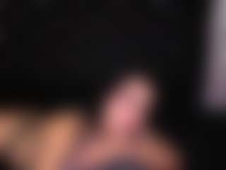 Alicee-Moonn's Live Sex Cam Show
