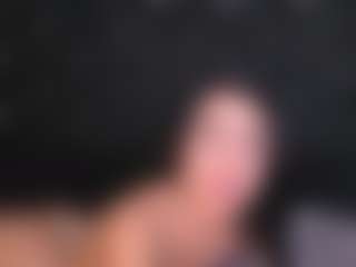 Live-sekscamshow van Alicee-Moonn