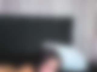 Alicee-Moonn's Live Sex Cam Show