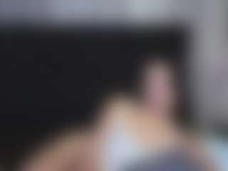 Alicee-Moonn's Live Sex Cam Show
