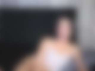 Alicee-Moonn's Live Sex Cam Show