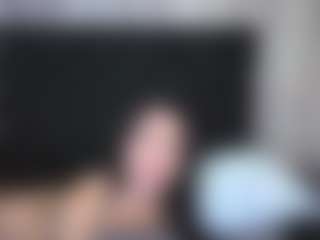 Alicee-Moonn's Live Sex Cam Show