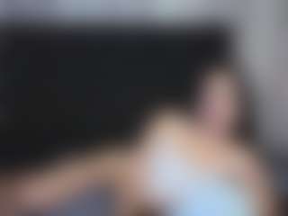 Alicee-Moonn's Live Sex Cam Show