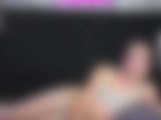 Alicee-Moonn's Live Sex Cam Show
