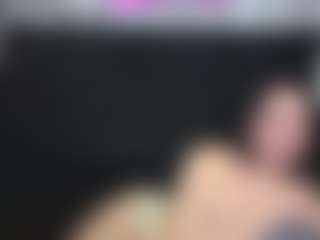 Alicee-Moonn's Live Sex Cam Show
