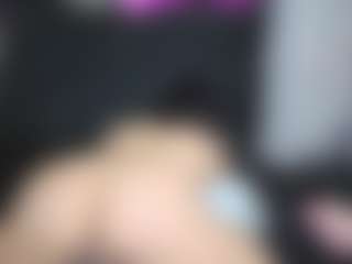 Show in cam erotica live di Alicee-Moonn