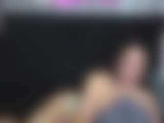 Alicee-Moonn's Live Sex Cam Show