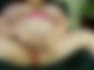 Live cam show with AmeliaCharm - Red Hair on Gym Cam Girls