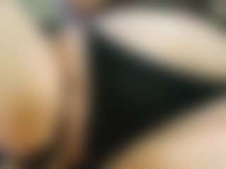 Live cam show with AmeliaCharm - Lovely on makecum.org