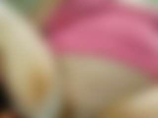 Live cam show with AmeliaCharm - Mask on Pornisteam.com