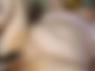Live cam show with AmeliaCharm - Plussize on Uber Horny
