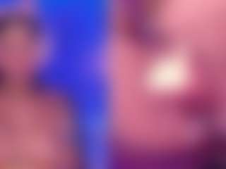 Live cam show with GinaKurt - Petite on Camsoda