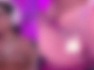 Live cam show with GinaKurt - Amateur on Camming Site