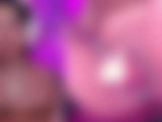 Live cam show with GinaKurt - Ebony Petite on SquirtSoMuch