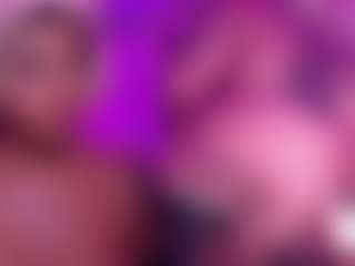 Live cam show with GinaKurt - College Latina on Camsoda | colombia