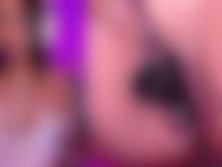GinaKurt's Live Sex Cam Show