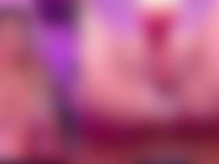 GinaKurt's Live Sex Cam Show