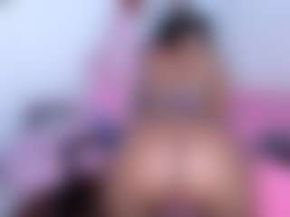 monicalinda's Live Sex Cam Show
