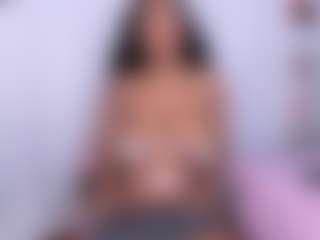 monicalinda's Live Sex Cam Show