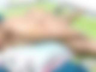 NaughtyMilfxox's Live Sex Cam Show