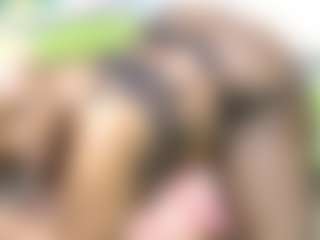 NaughtyMilfxox's Live Sex Cam Show