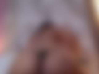 Live cam show with Alice - Double Penetration on Camsoda