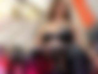 Live cam show with Aryfox83 - Average on AdultVida.com
