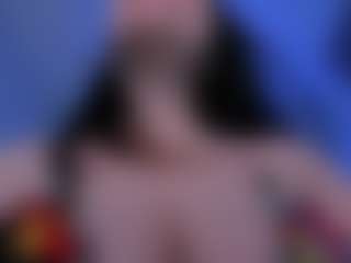 Live cam show with AshtonHeidii - Tittyfuck on Camsoda