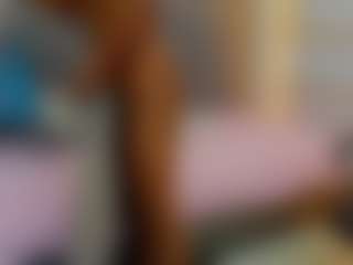 Live cam show with Enyeliana - Drinking on Camsoda