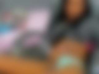 Live cam show with Enyeliana - Brown Eyes on Camsoda