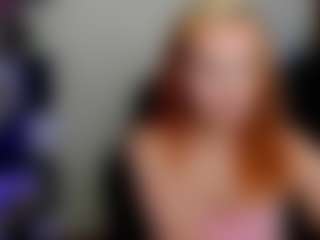 Live cam show with IdaFaneStain - Nipple Play on Free Soda