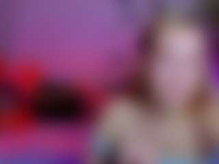 Live cam show with IdaFaneStain - Red Hair on CamClone