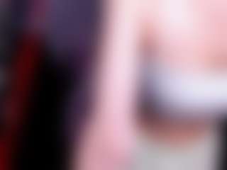 Live cam show with IdaFaneStain - Doggy on CamClone