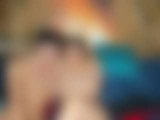 Live cam show with richi-lovxx - Ball Sucking on friskycurves.com