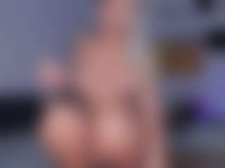 tinakart3r's Live Sex Cam Show